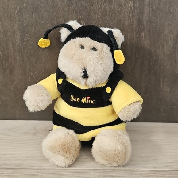 Vintage Starbucks Bearista Bears; Valentibes Cupid And Bee Plush Bears Lot Of 2 - Picture 2 of 12